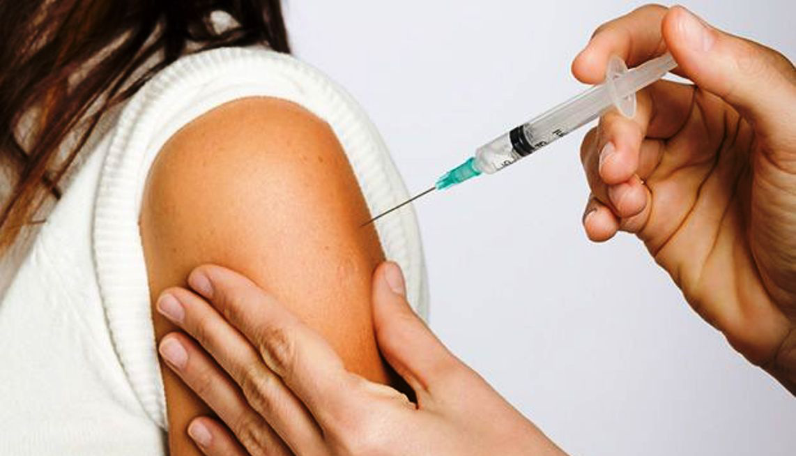 Surto de febre amarela pode ter "desviado atenção" da vacinação contra gripe